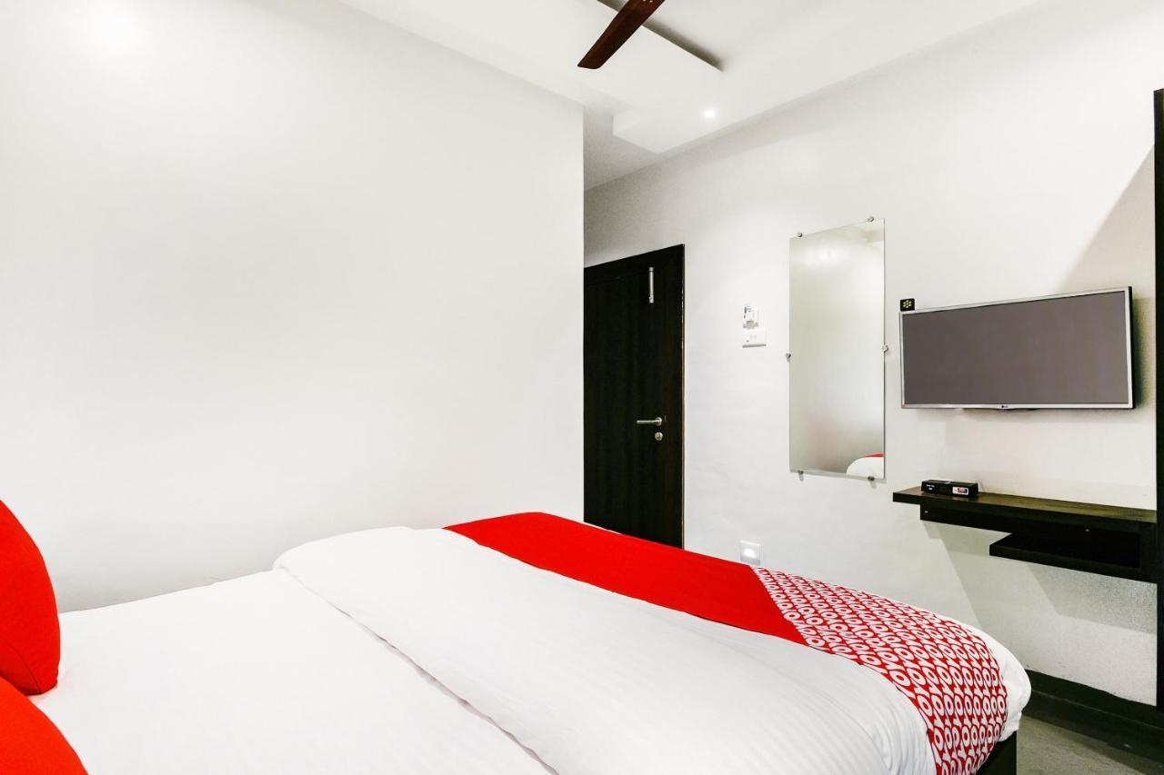 Hotel Oyo 14826 Ashoka Executive Aurangābād Esterno foto