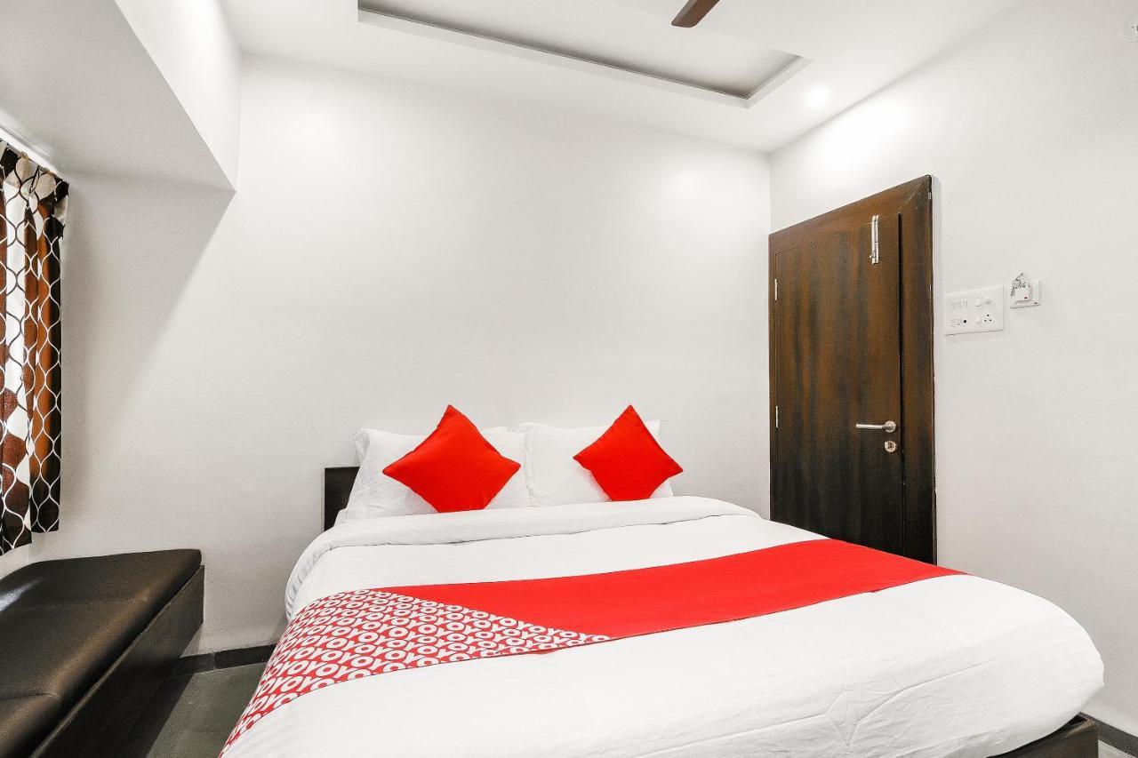 Hotel Oyo 14826 Ashoka Executive Aurangābād Esterno foto