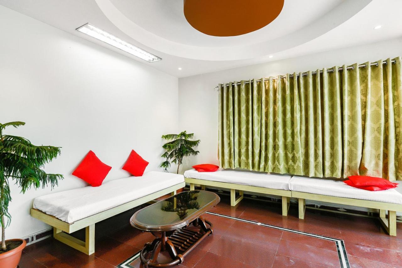Hotel Oyo 14826 Ashoka Executive Aurangābād Esterno foto