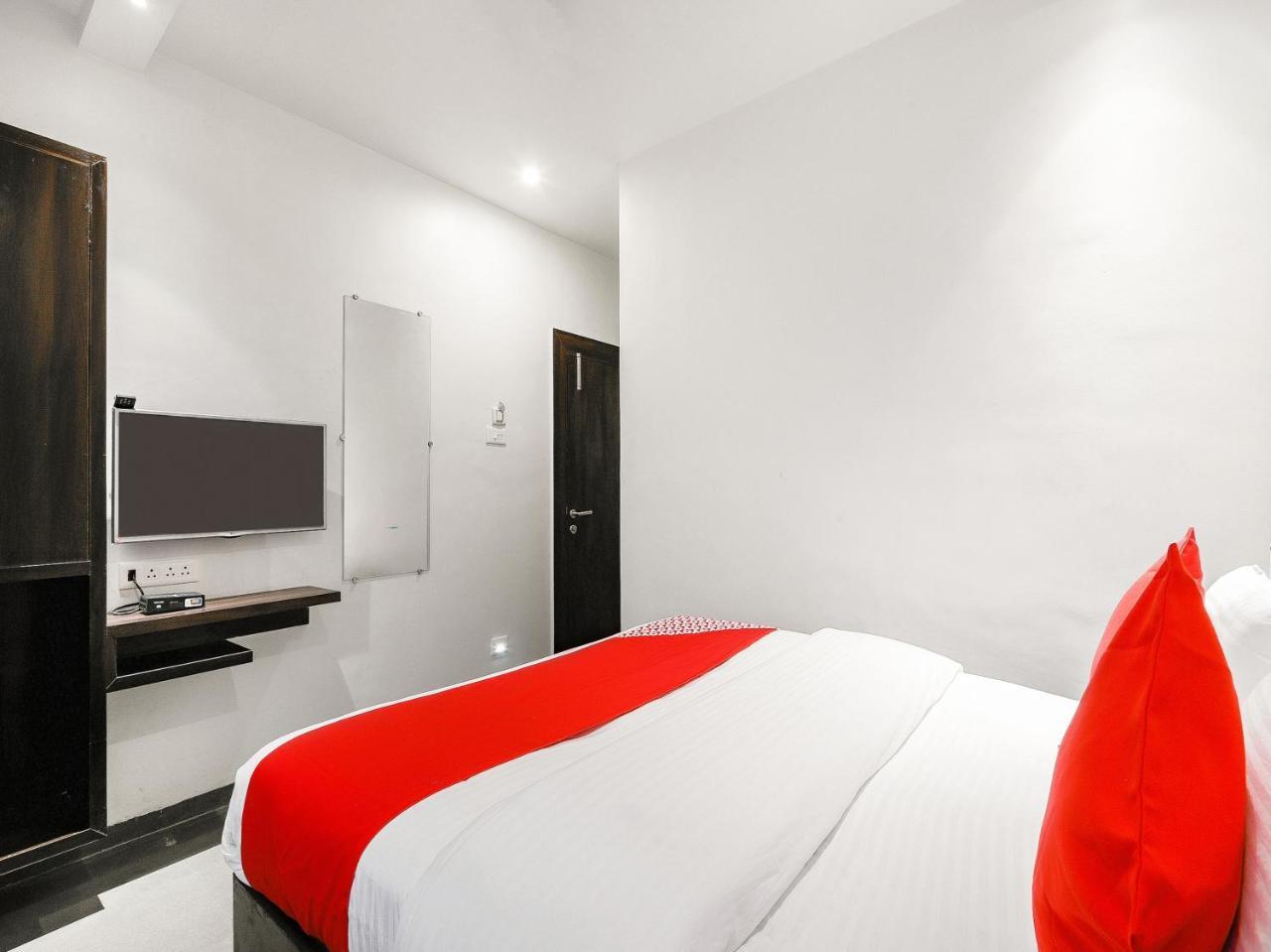 Hotel Oyo 14826 Ashoka Executive Aurangābād Esterno foto